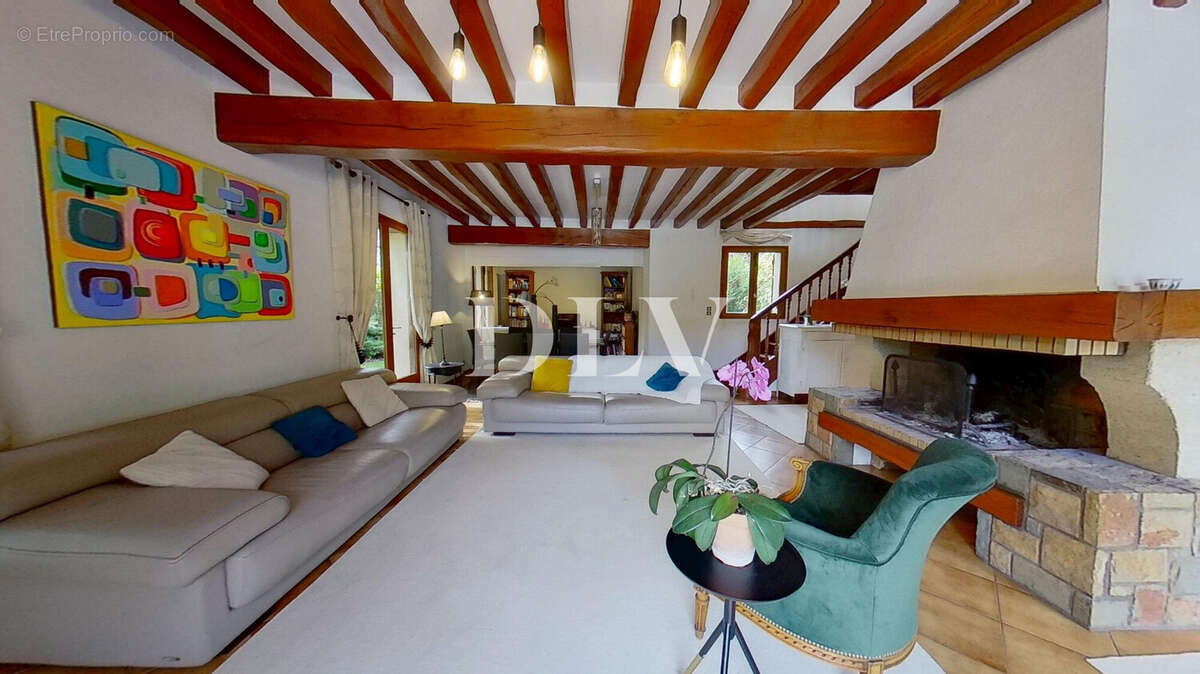 Maison à SAMOIS-SUR-SEINE