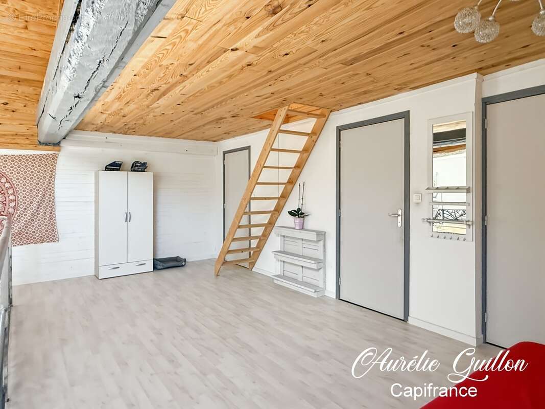 Longère rénovée 165 m² – lumineuse, beaux volumes et charme de la pierre - photo 28