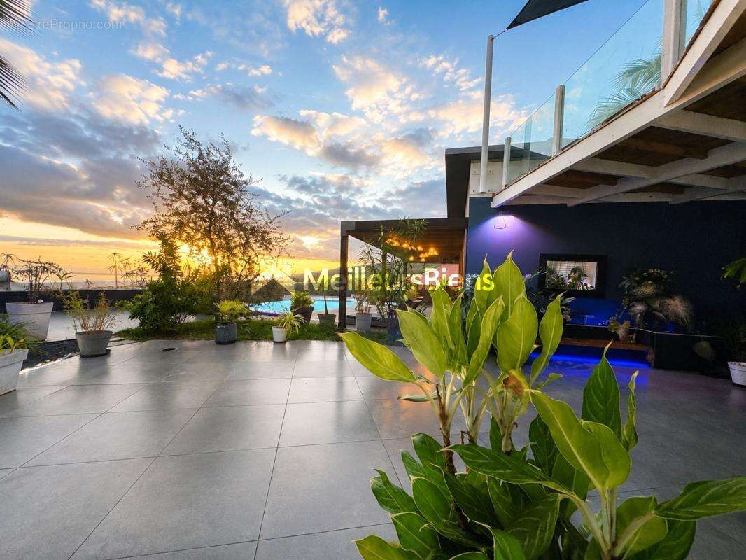  Villa d'exception avec vue panoramique, piscine à débordement, jacuzzi et sauna - photo 3