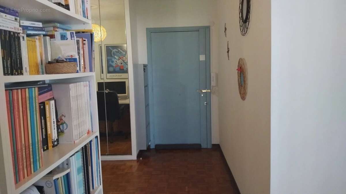 Appartement à MARSEILLE-9E