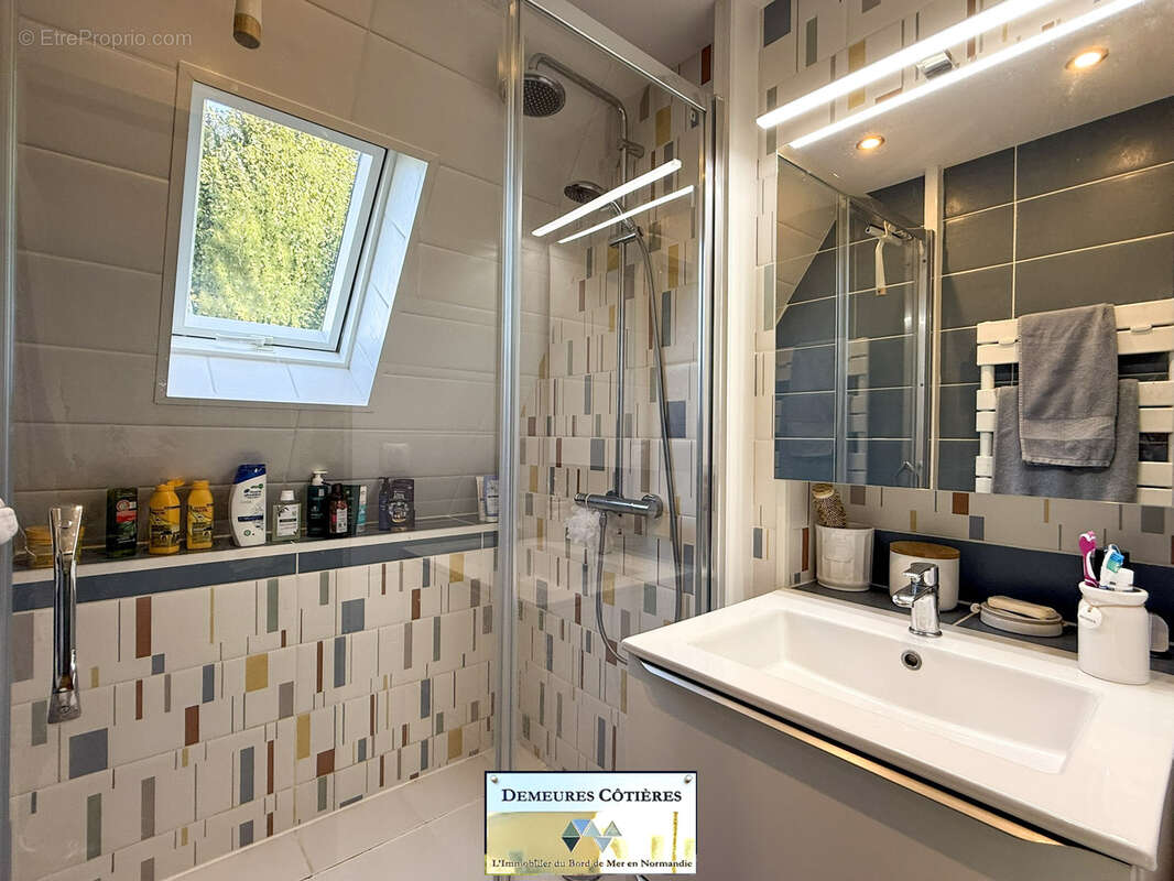 Maison à OCTEVILLE-SUR-MER