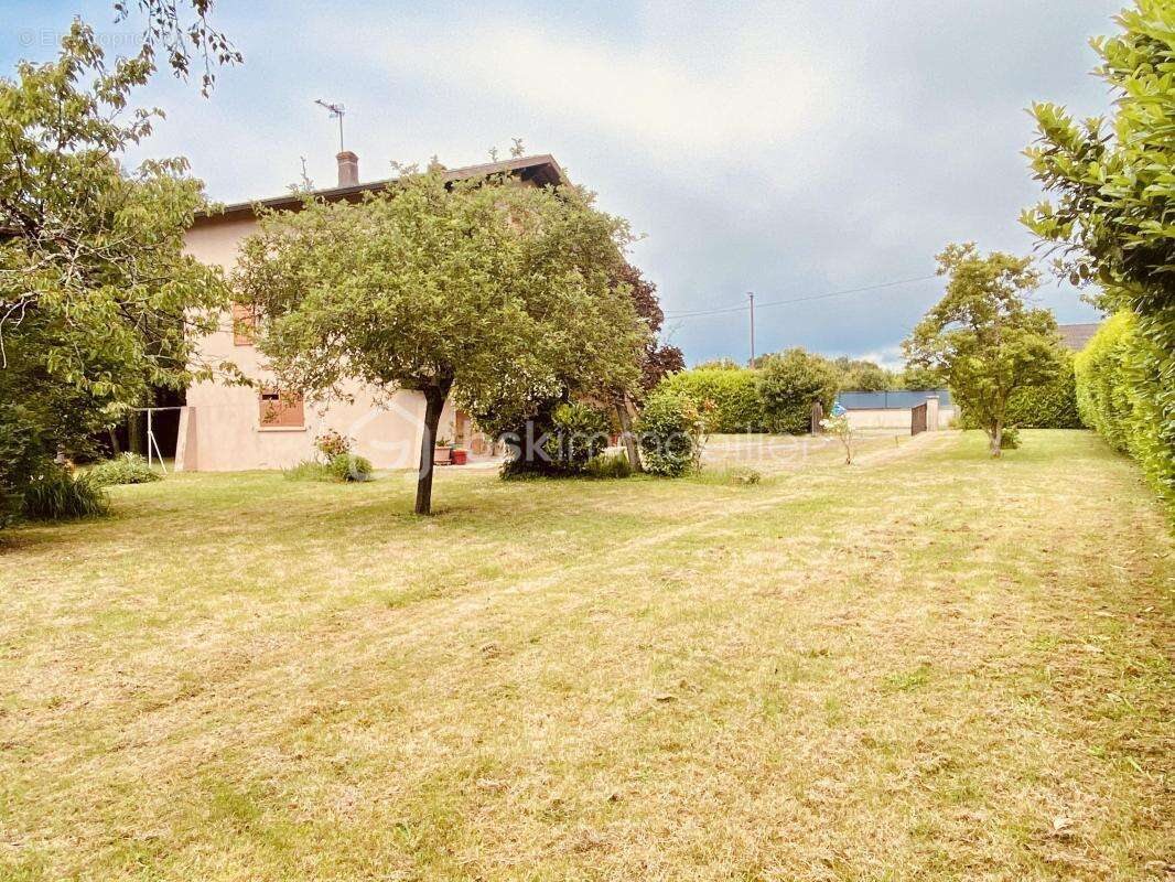 Maison à MARLIEUX