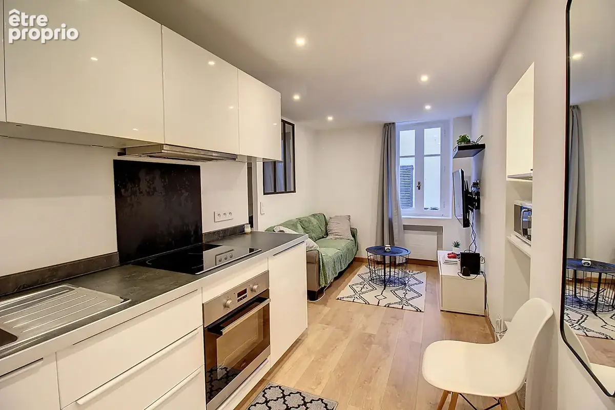 A VENDRE EN EXCLUSIVITÉ ! Studio Trans En Provence 28 m² - photo 1