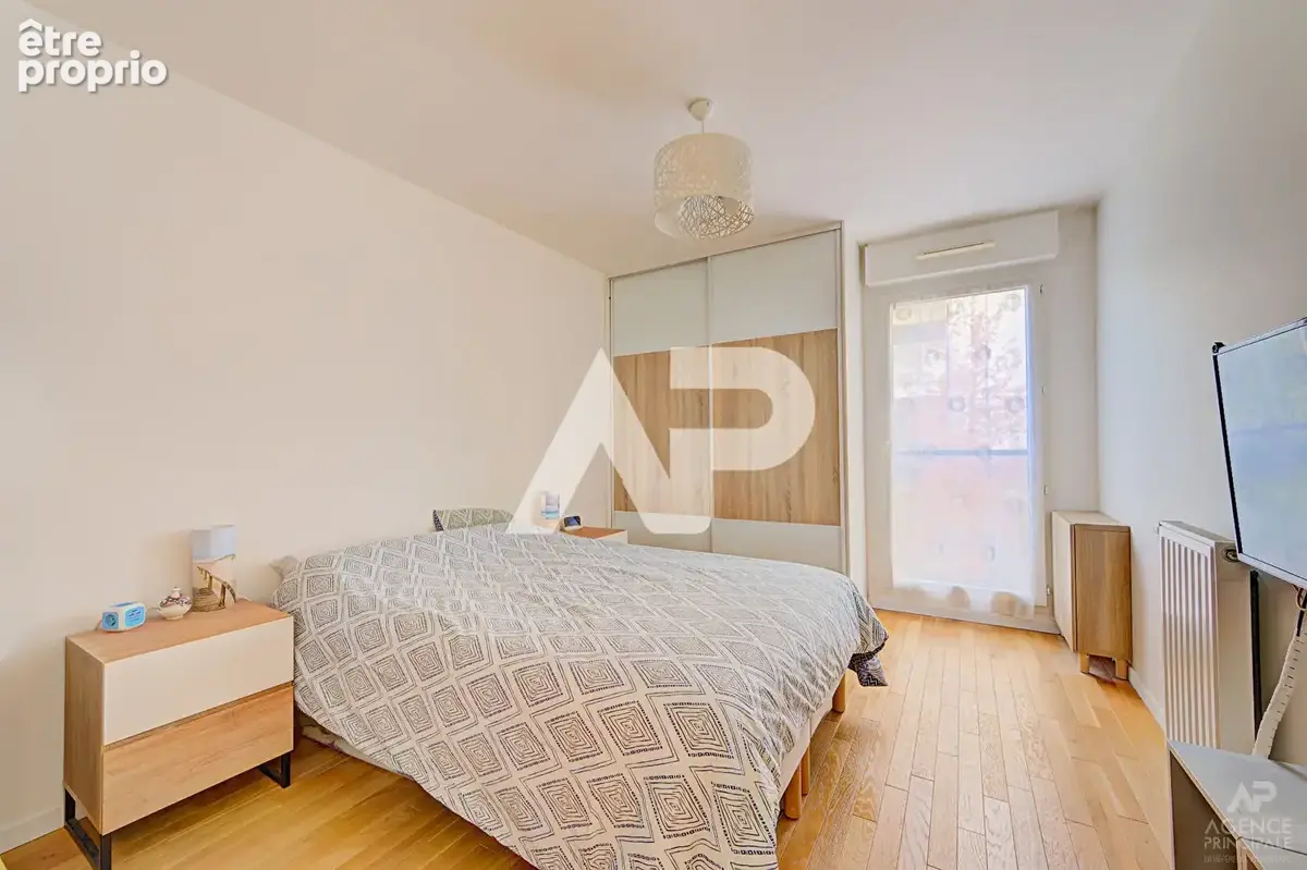 Appartement Rueil Malmaison 4 pièce(s) 82.54 m2 - photo 6