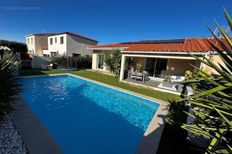 Maison à BROUILLA