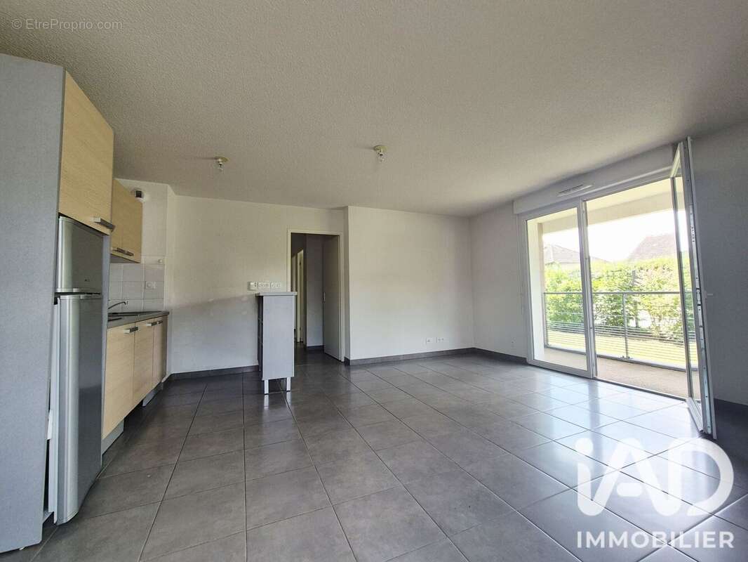 Appartement 65 m² à Tours  - photo 2