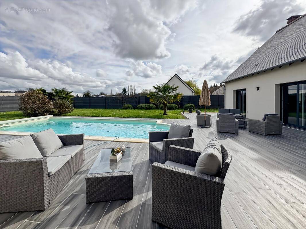 Maison à MONTLOUIS-SUR-LOIRE