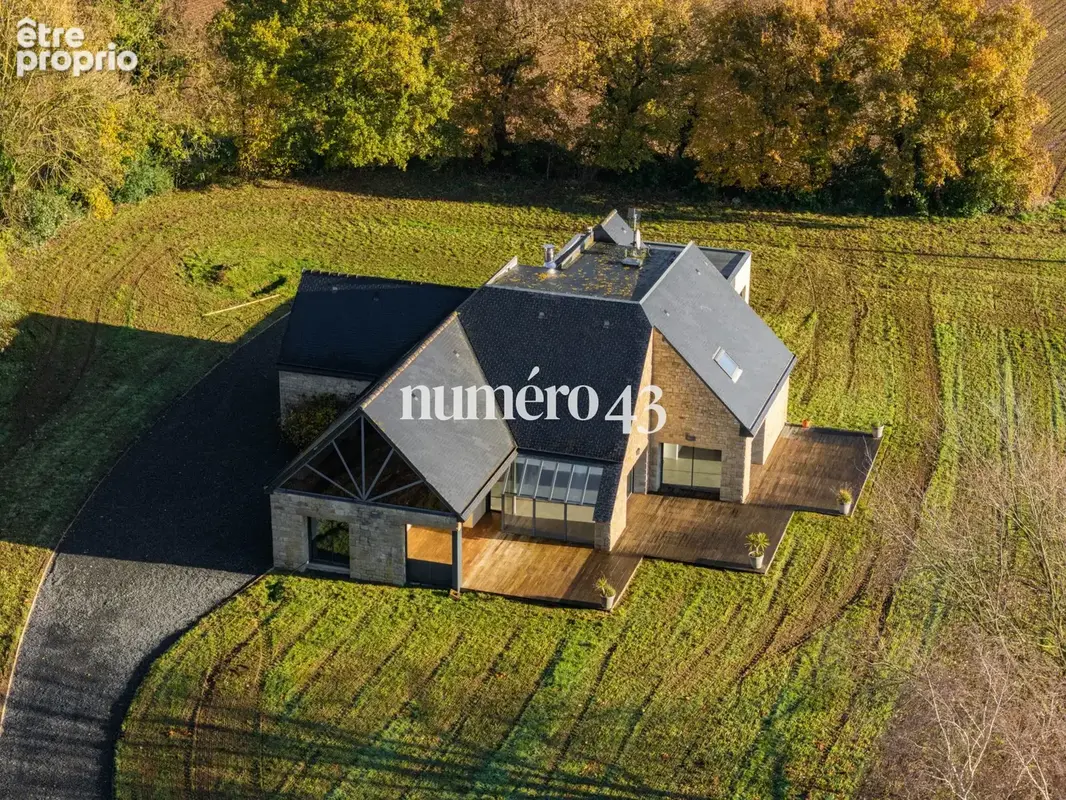 Maison 330 m² à Binic  - photo 2
