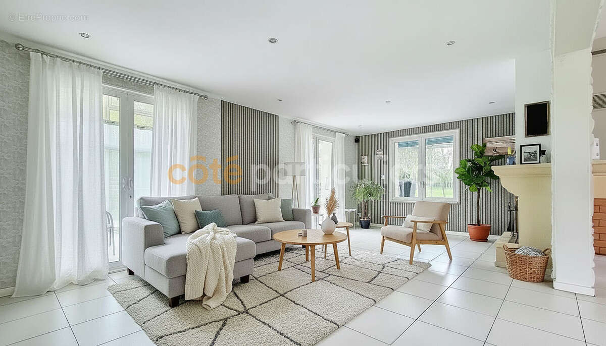 Maison à SAINT-VINCENT-SUR-GRAON