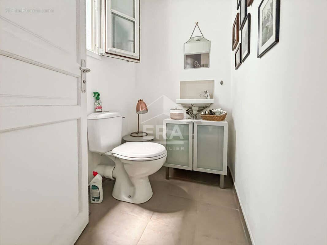 Appartement à MARSEILLE-2E