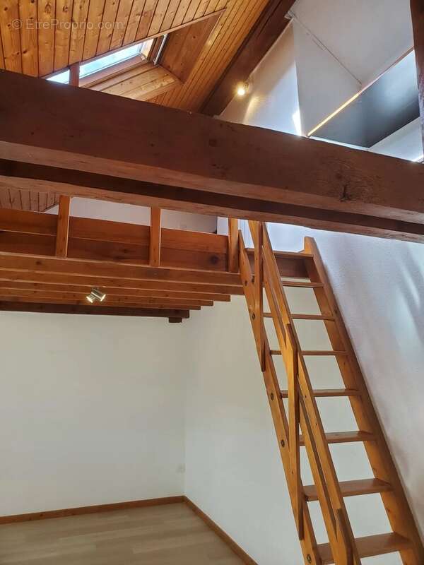 Appartement à AUDINCOURT