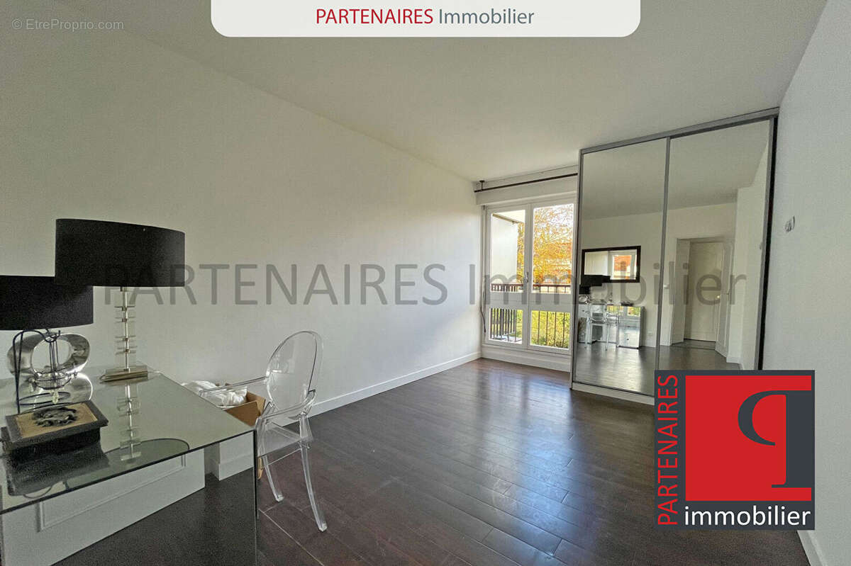 Appartement à LE CHESNAY