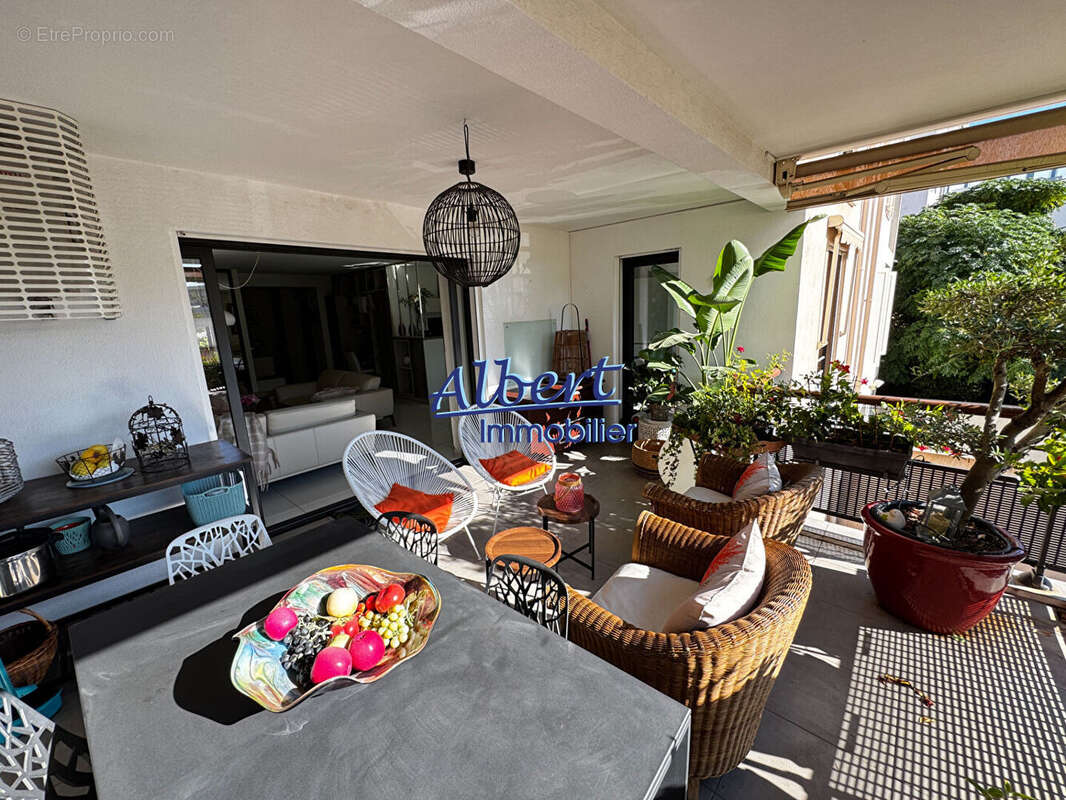 Appartement à SANARY-SUR-MER