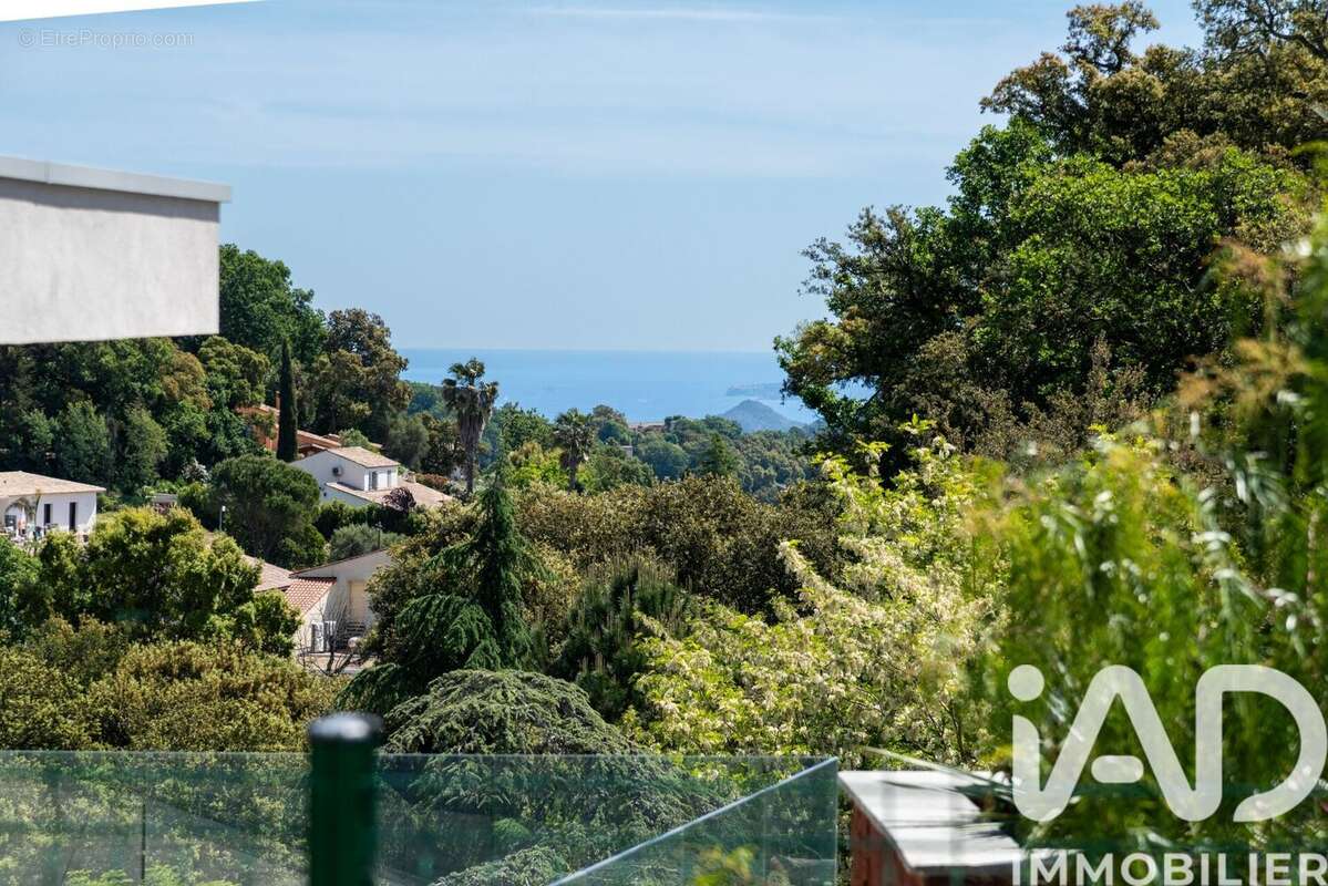 Appartement 84 m² à Les Adrets-De-L'esterel  - photo 3