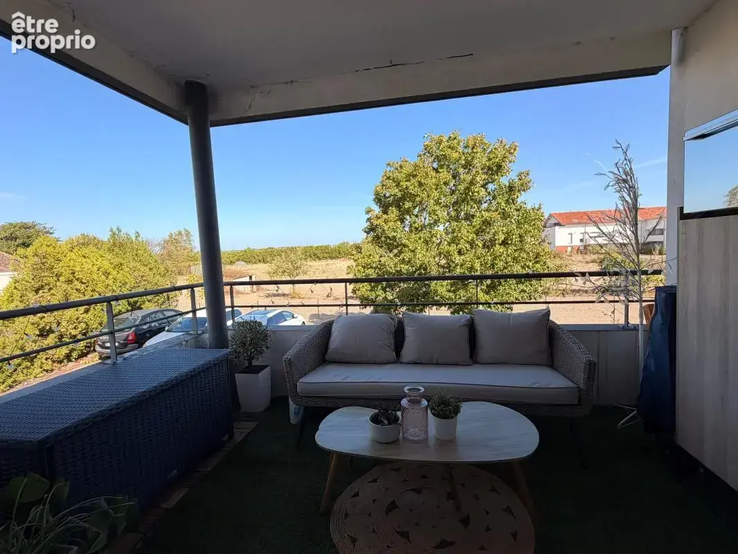 Appartement T3 - Parking - Balcon couvert - photo 9