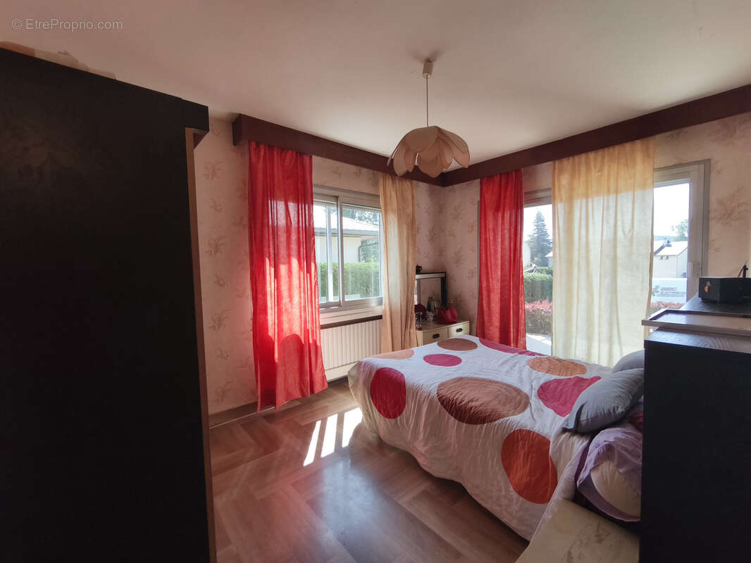 maison de plain pied sur 1700m2 de terrain - photo 12