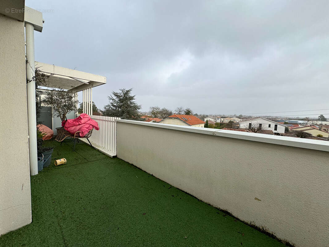 Appartement à VILLENAVE-D'ORNON