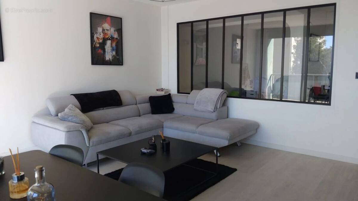 Appartement à MARSEILLE-12E