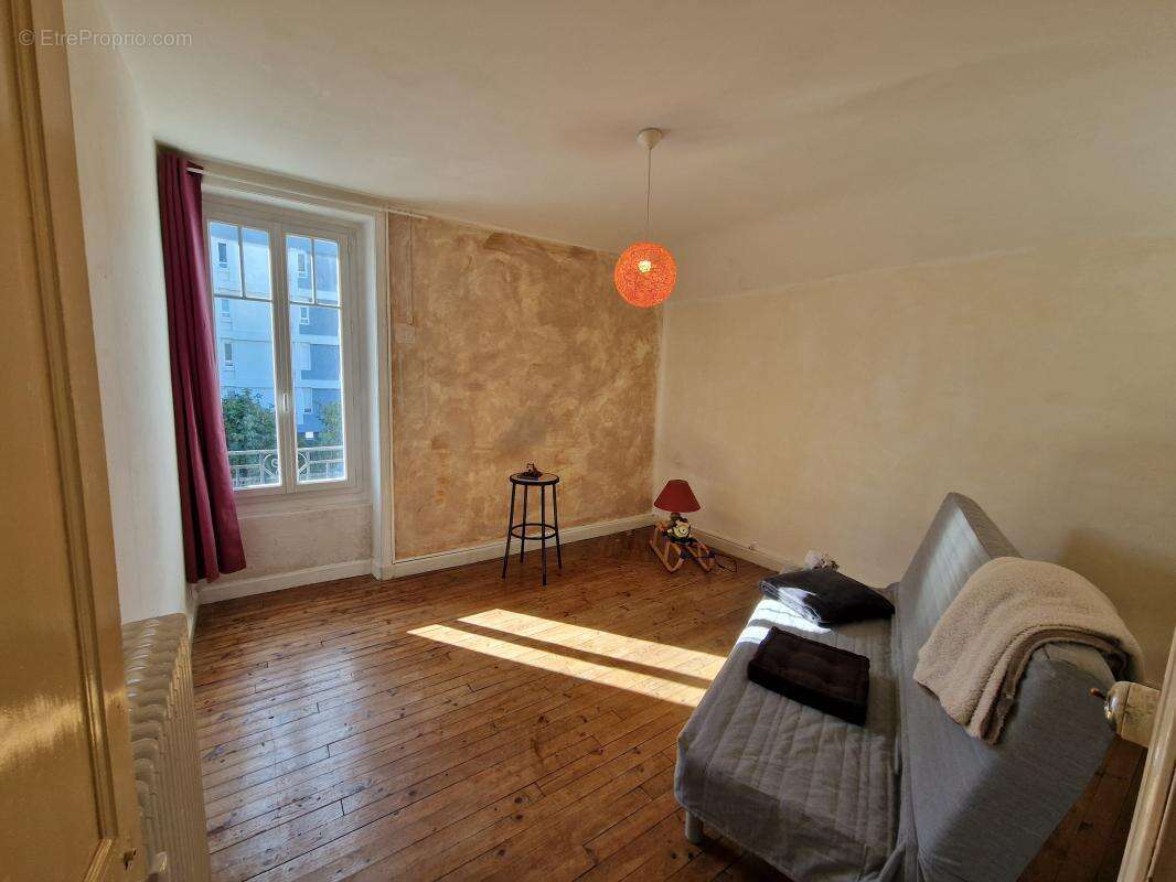 Maison à BRIVE-LA-GAILLARDE