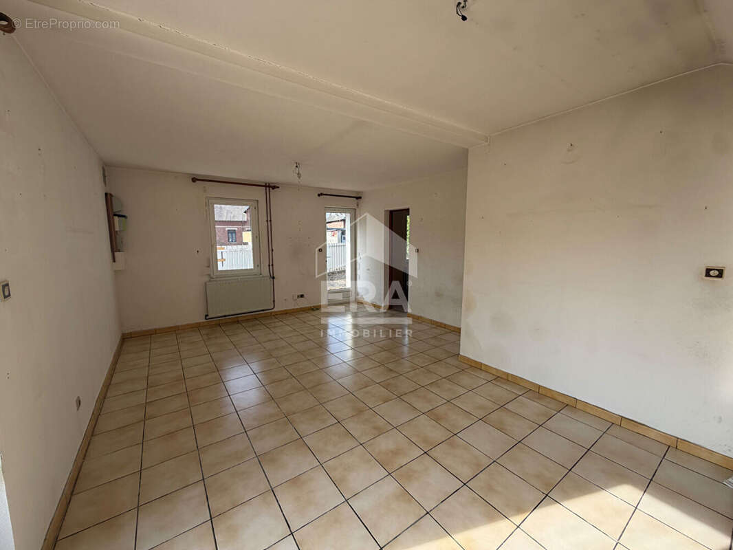 Maison 71m² à frières-faillouël - photo 2