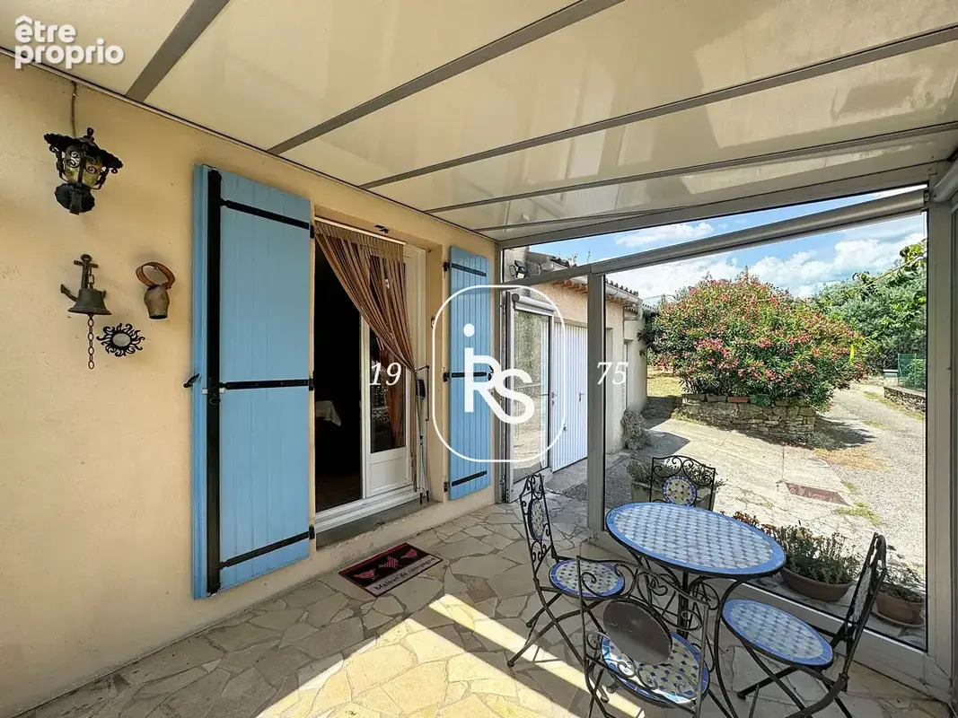 Villa de plain-pied de 78 m2 au calme avec terrain plat, et deux garages. - photo 16