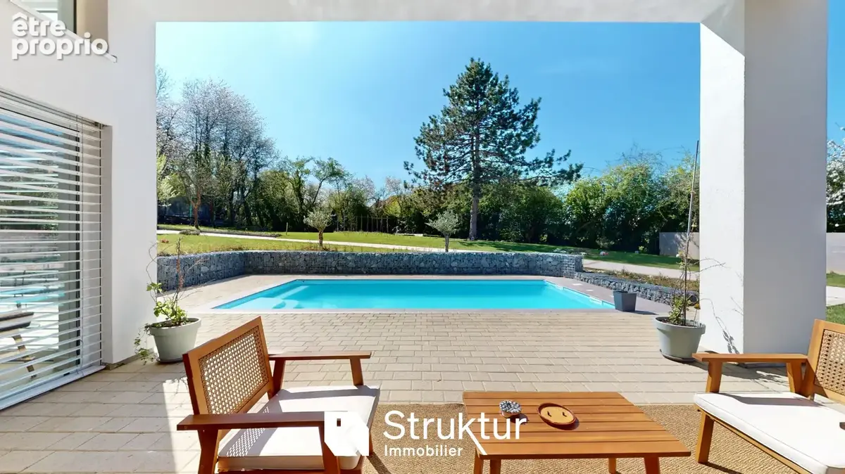 Maison 290 m² à Roussy-Le-Village  - photo 6