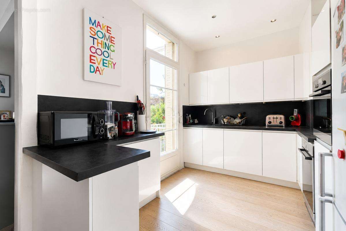 Maison 145 m² à Saint-Gratien  - photo 7