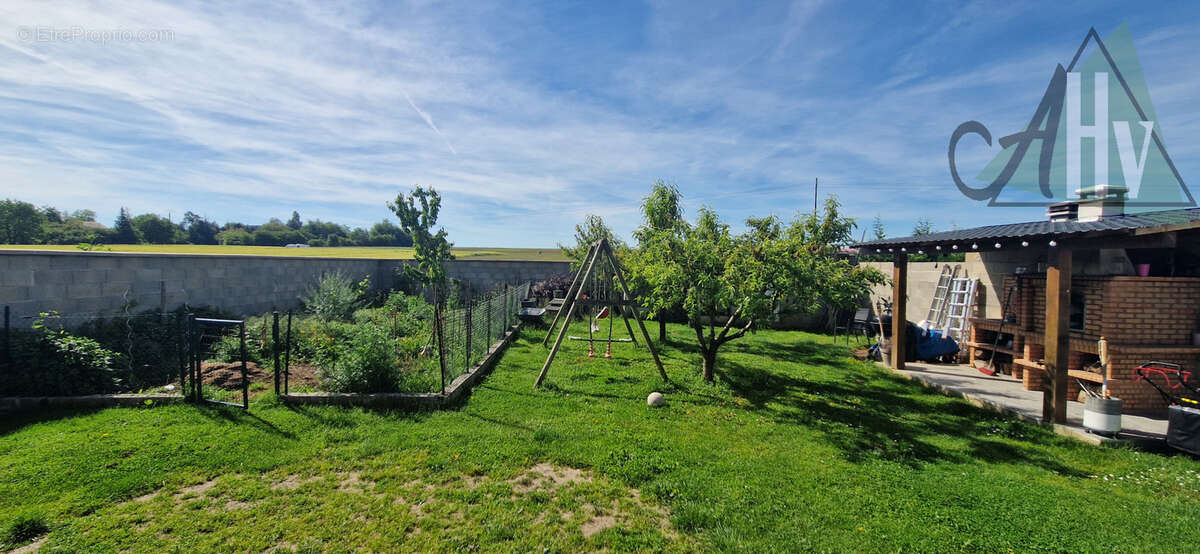 Maison à BAZOCHES-LES-BRAY