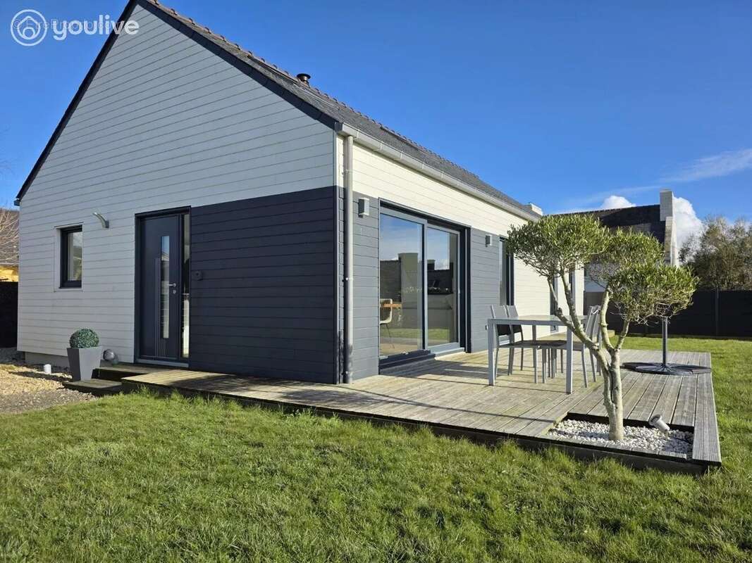 Maison à PLOUGUERNEAU