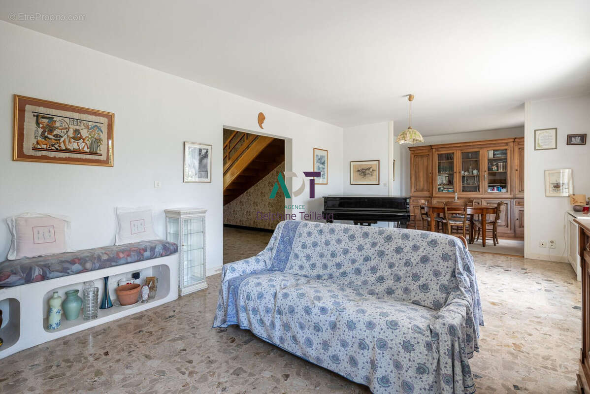 Maison à MONTBONNOT-SAINT-MARTIN