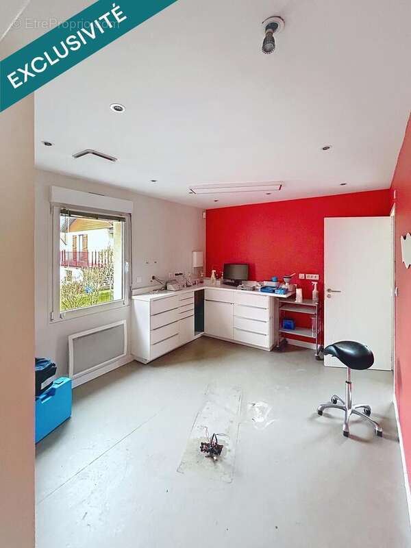 Photo 4 - Commerce à RUPT-SUR-MOSELLE