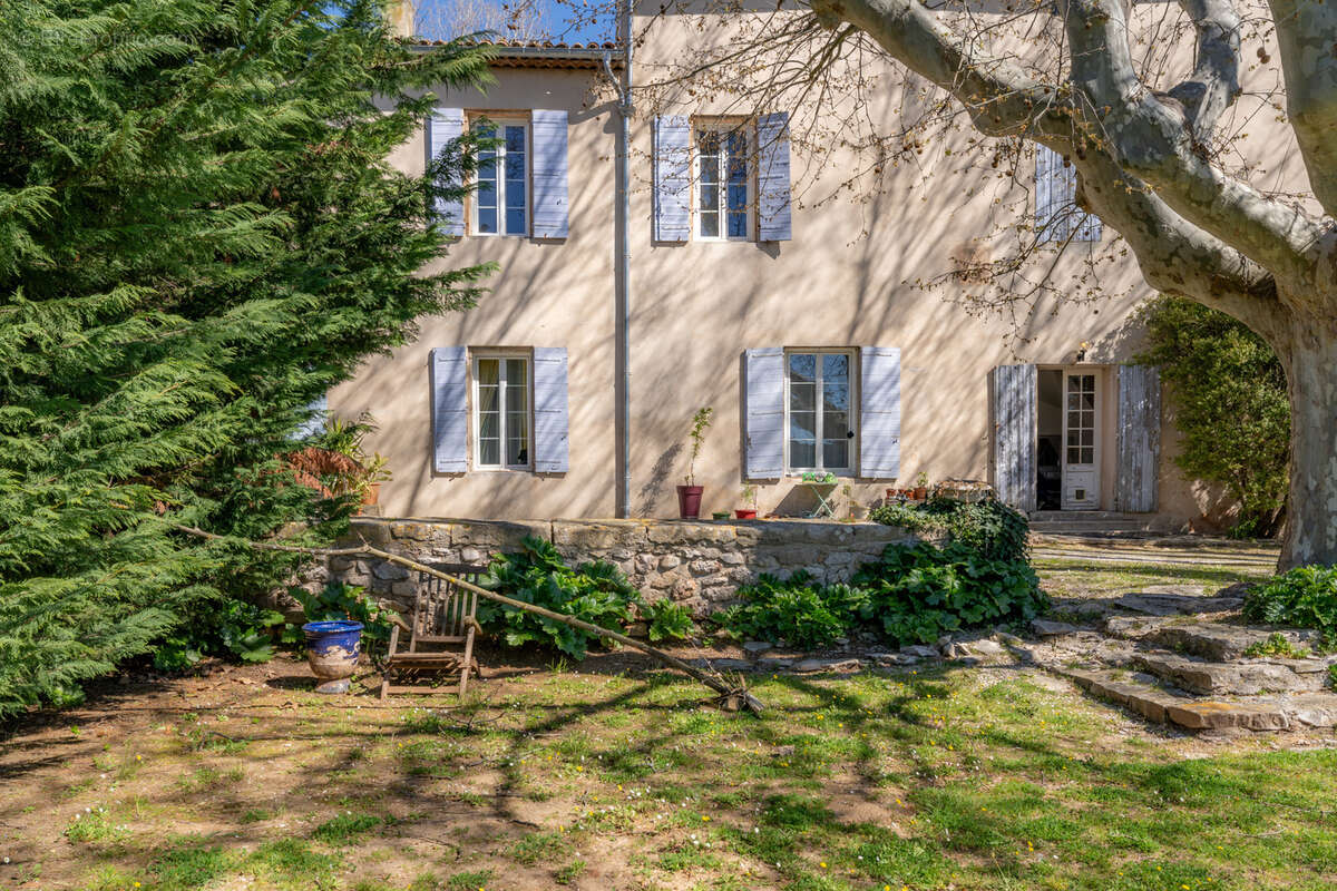 Appartement à LE THOLONET