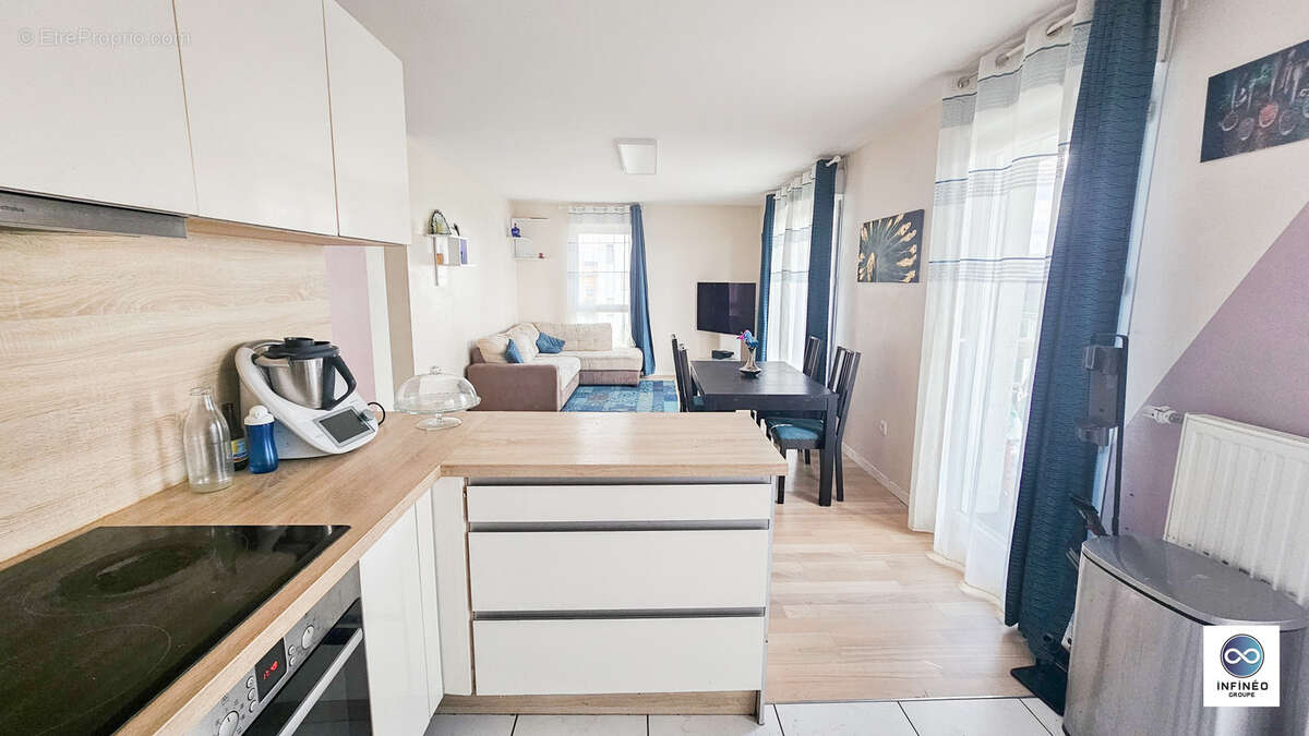 Appartement à RIS-ORANGIS