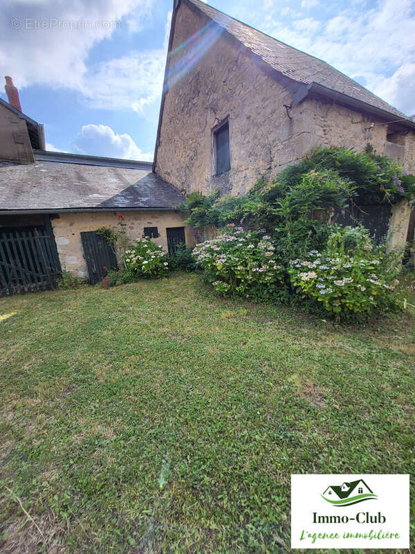 Maison à CHATEAU-CHINON(VILLE)