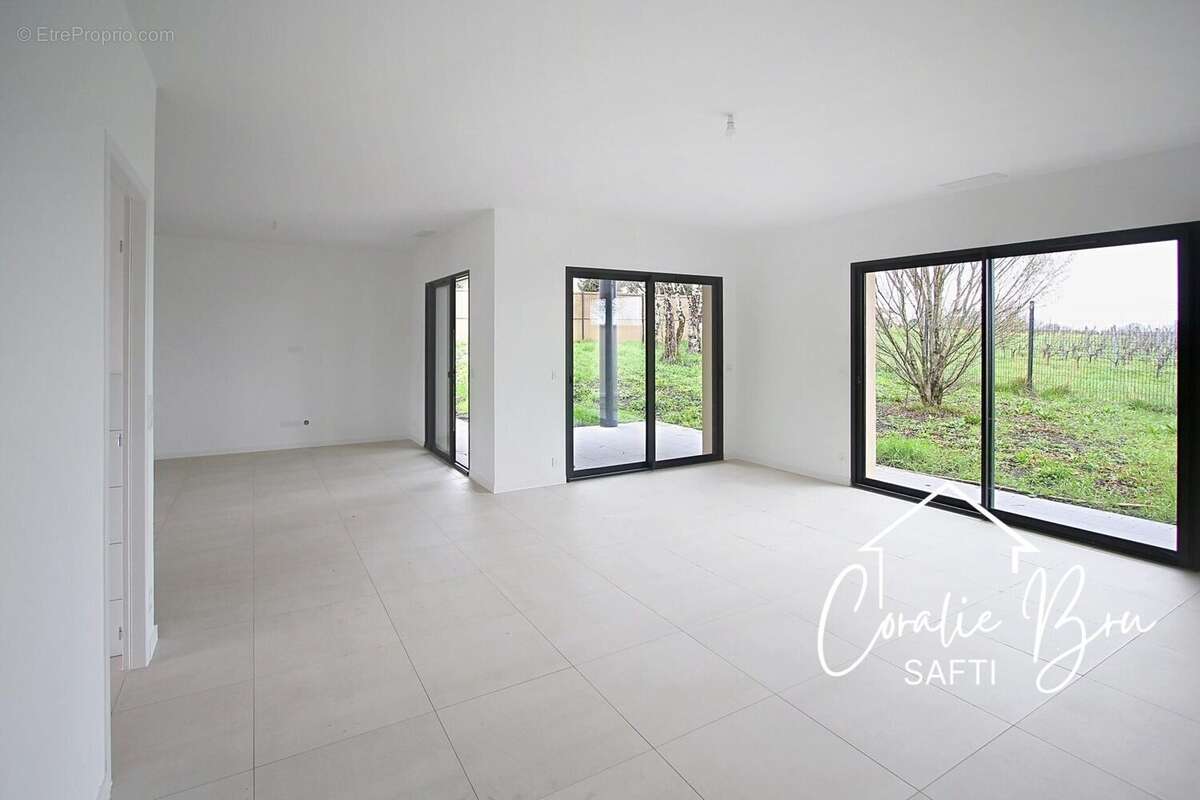 Photo 6 - Maison à EYRANS