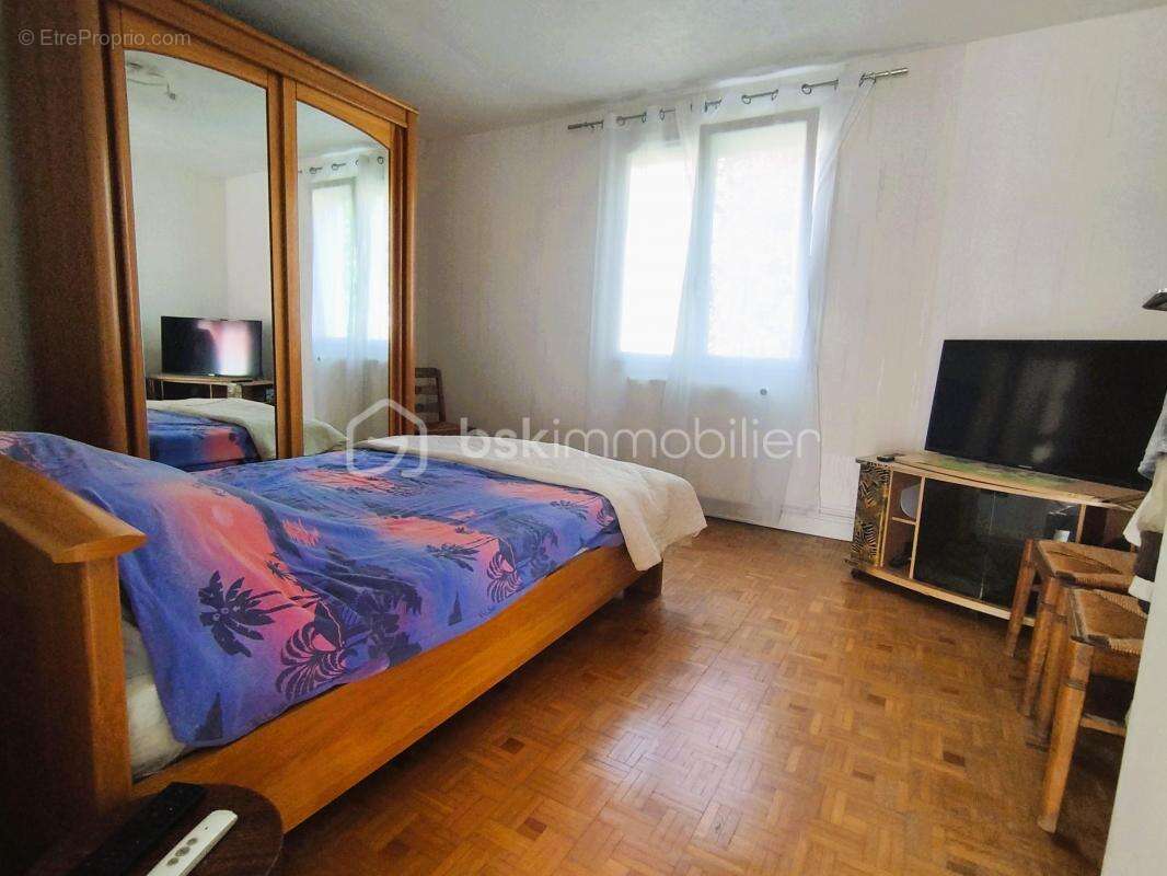 Maison à CLAYE-SOUILLY