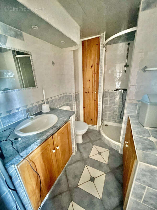 Appartement à VALLAURIS