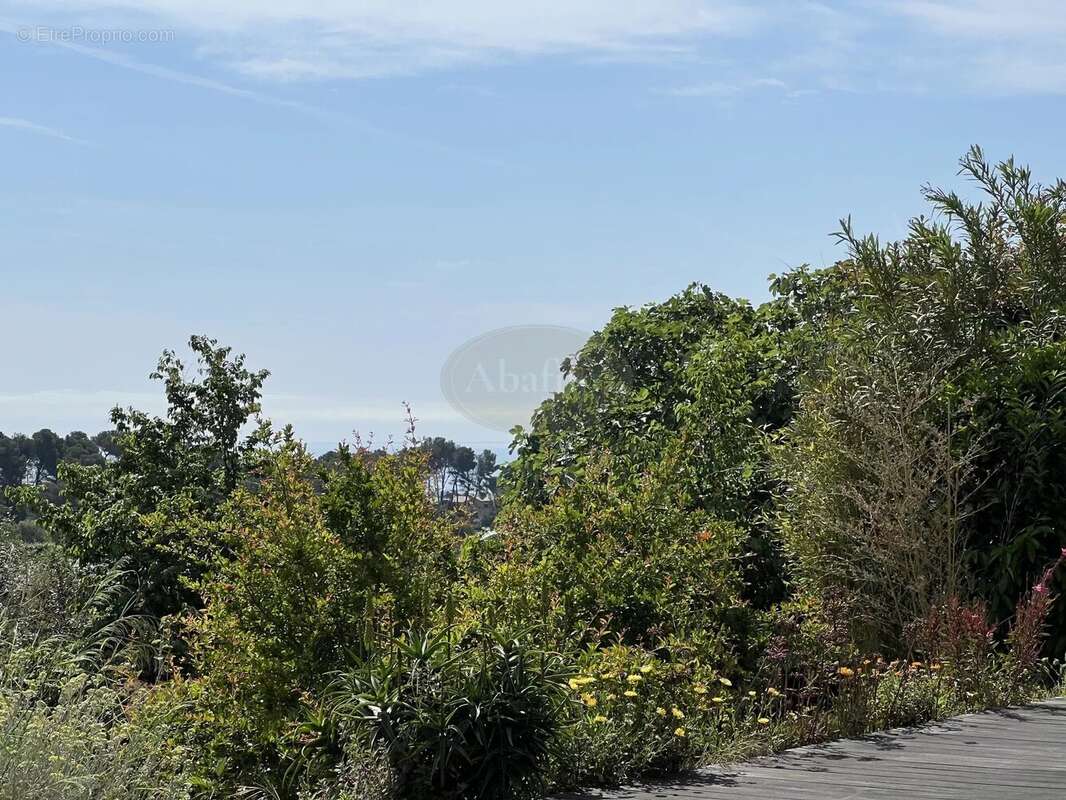 Maison à CAGNES-SUR-MER