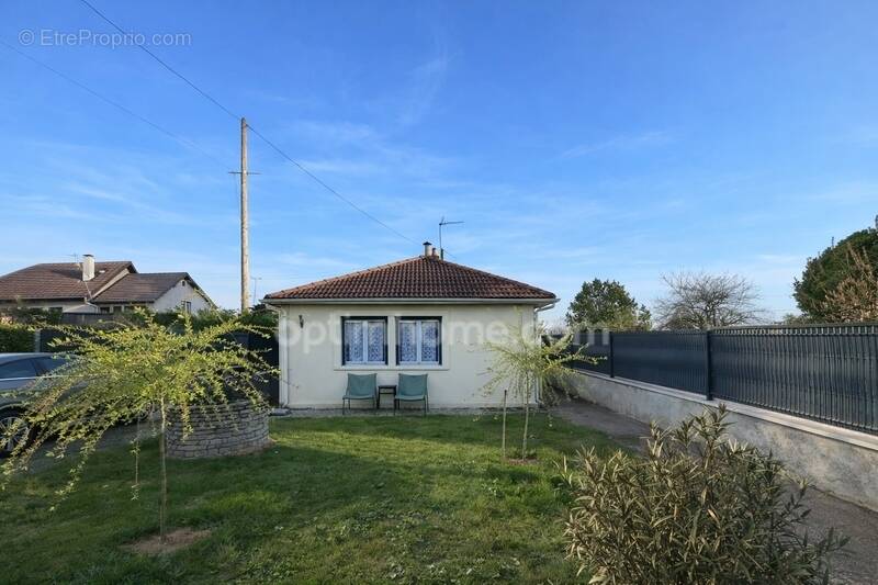Maison à HEUILLEY-SUR-SAONE