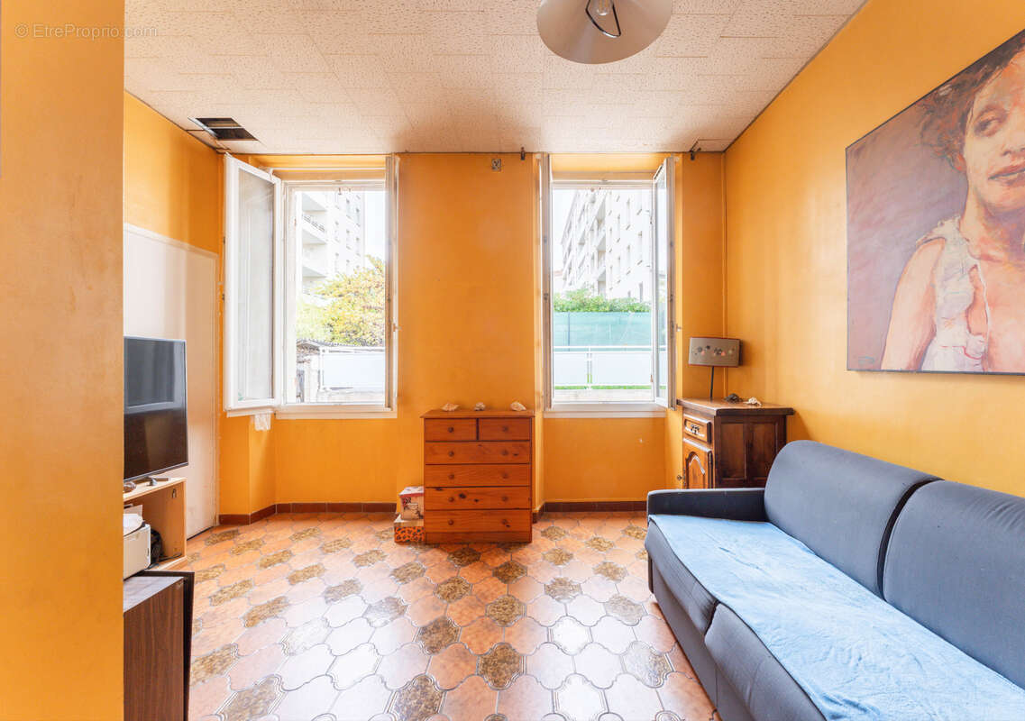 Appartement à MARSEILLE-8E