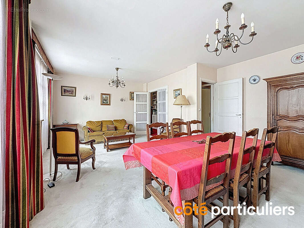 Appartement à ISSY-LES-MOULINEAUX