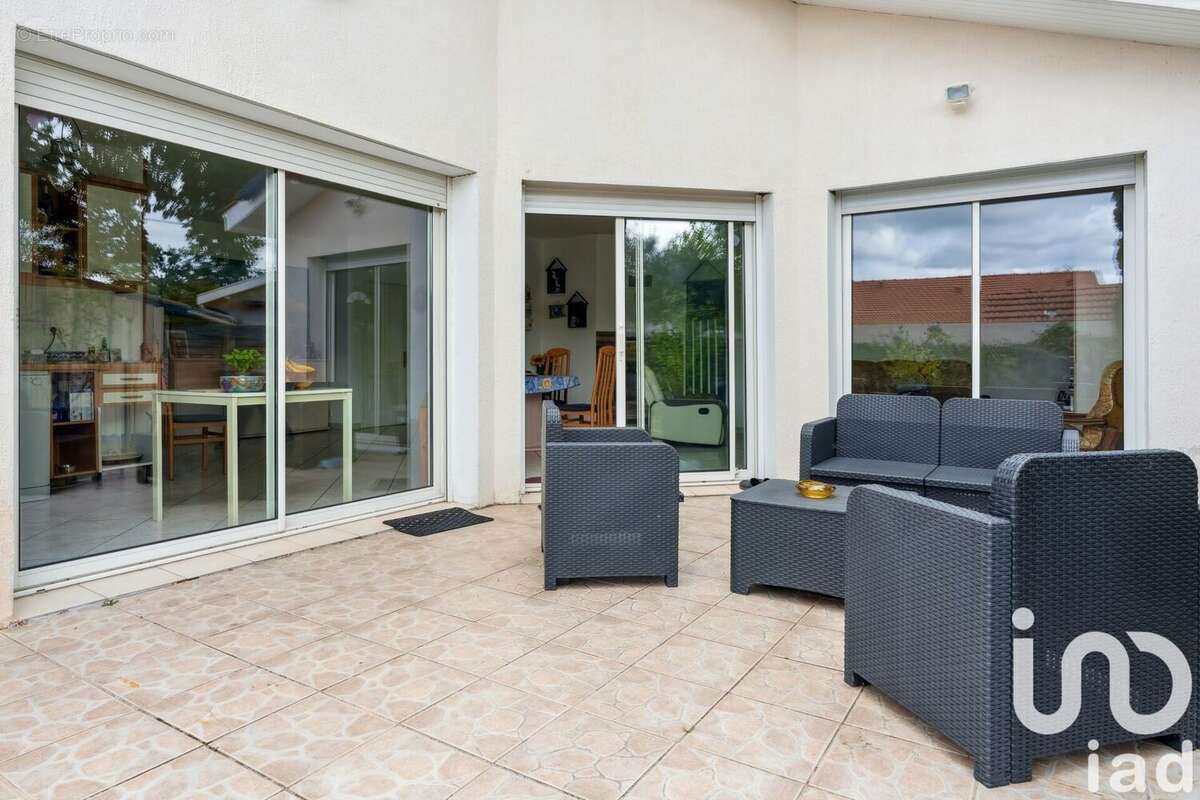 Photo 3 - Maison à LANTON