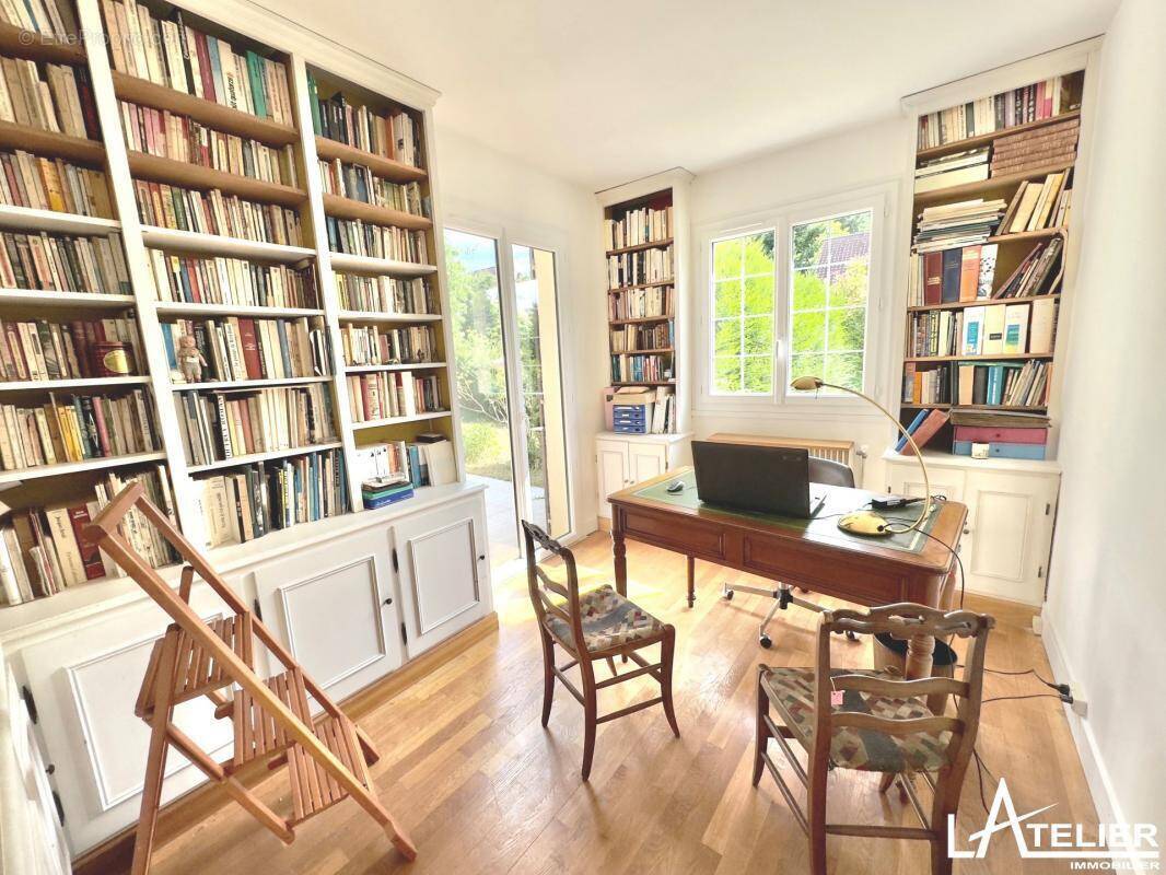 Maison à MAREIL-MARLY