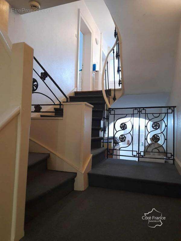 Plus de 300m2 habitables ! - photo 23