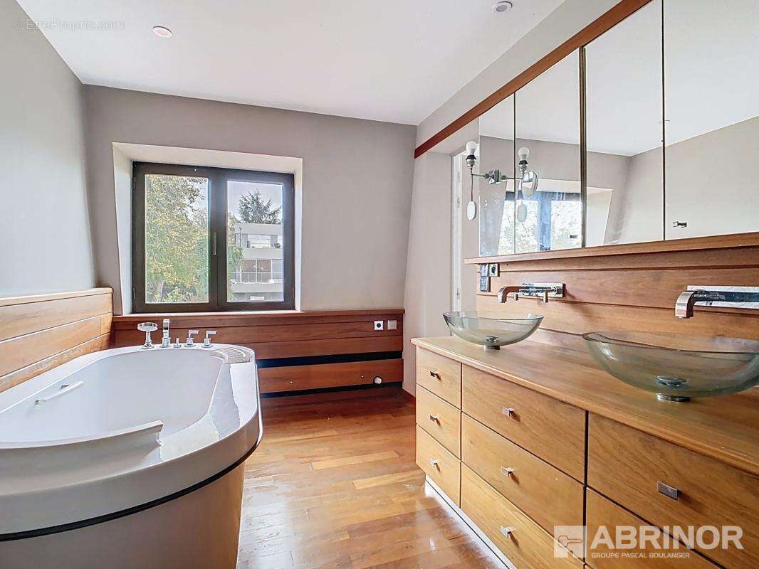 Maison à VILLENEUVE-D&#039;ASCQ