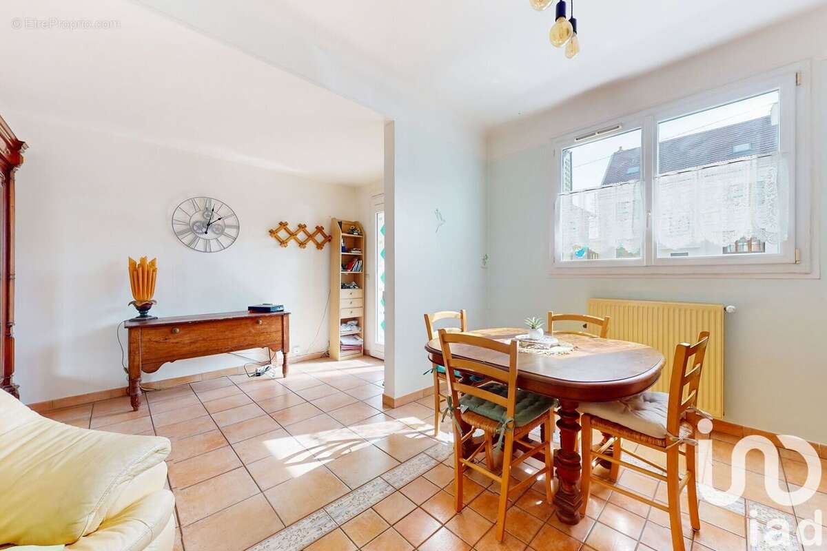 Photo 3 - Maison à ORLY