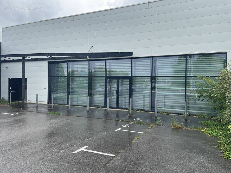 Commerce à GUIPAVAS