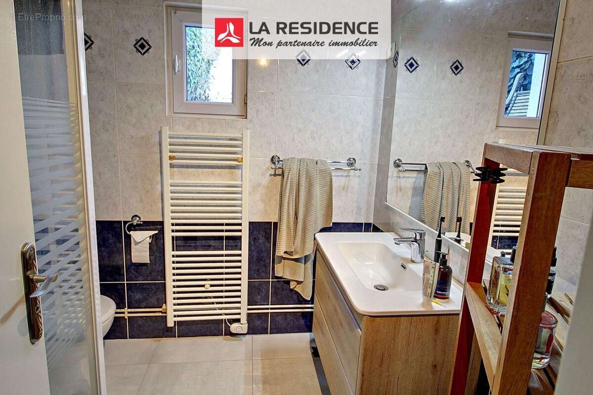 Maison à VAUX-SUR-SEINE