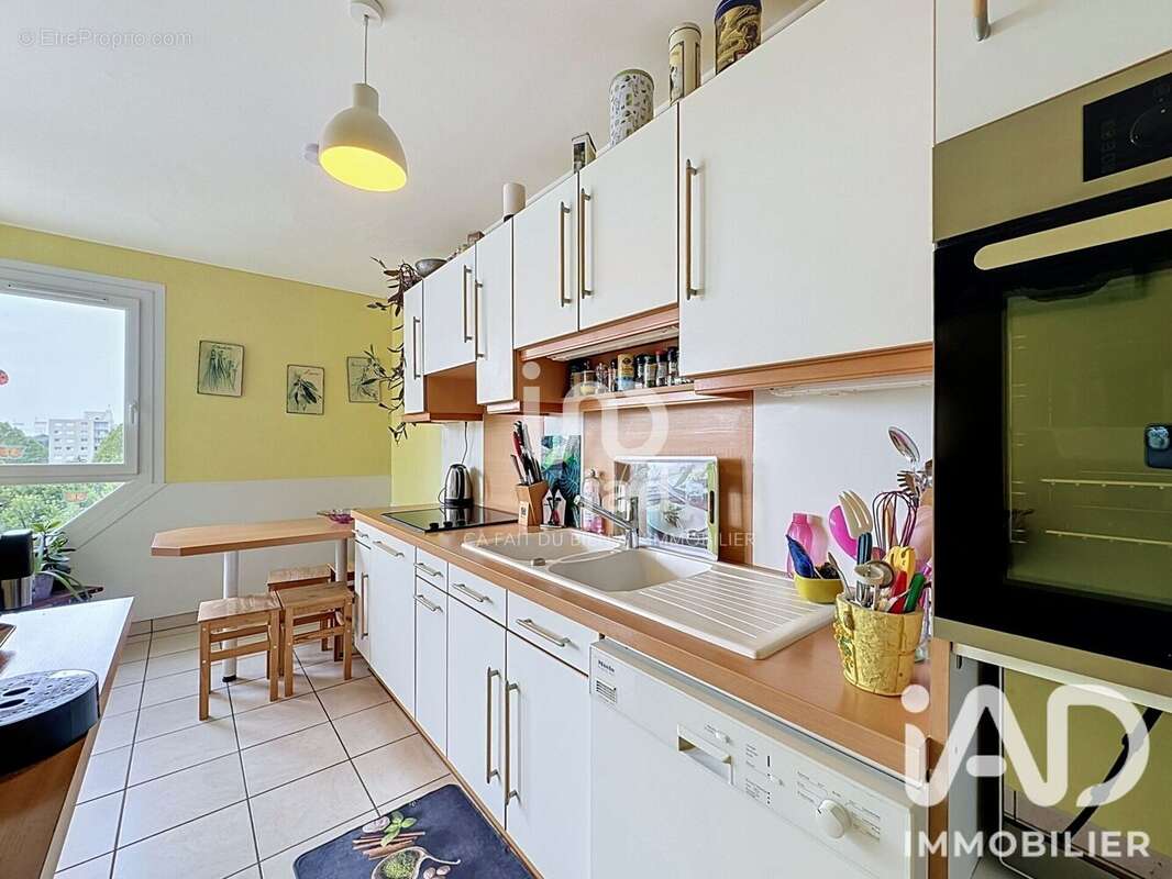 Appartement 68 m² à Le Mee-Sur-Seine  - photo 2