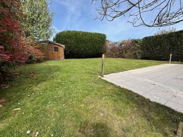 Maison à OLLAINVILLE